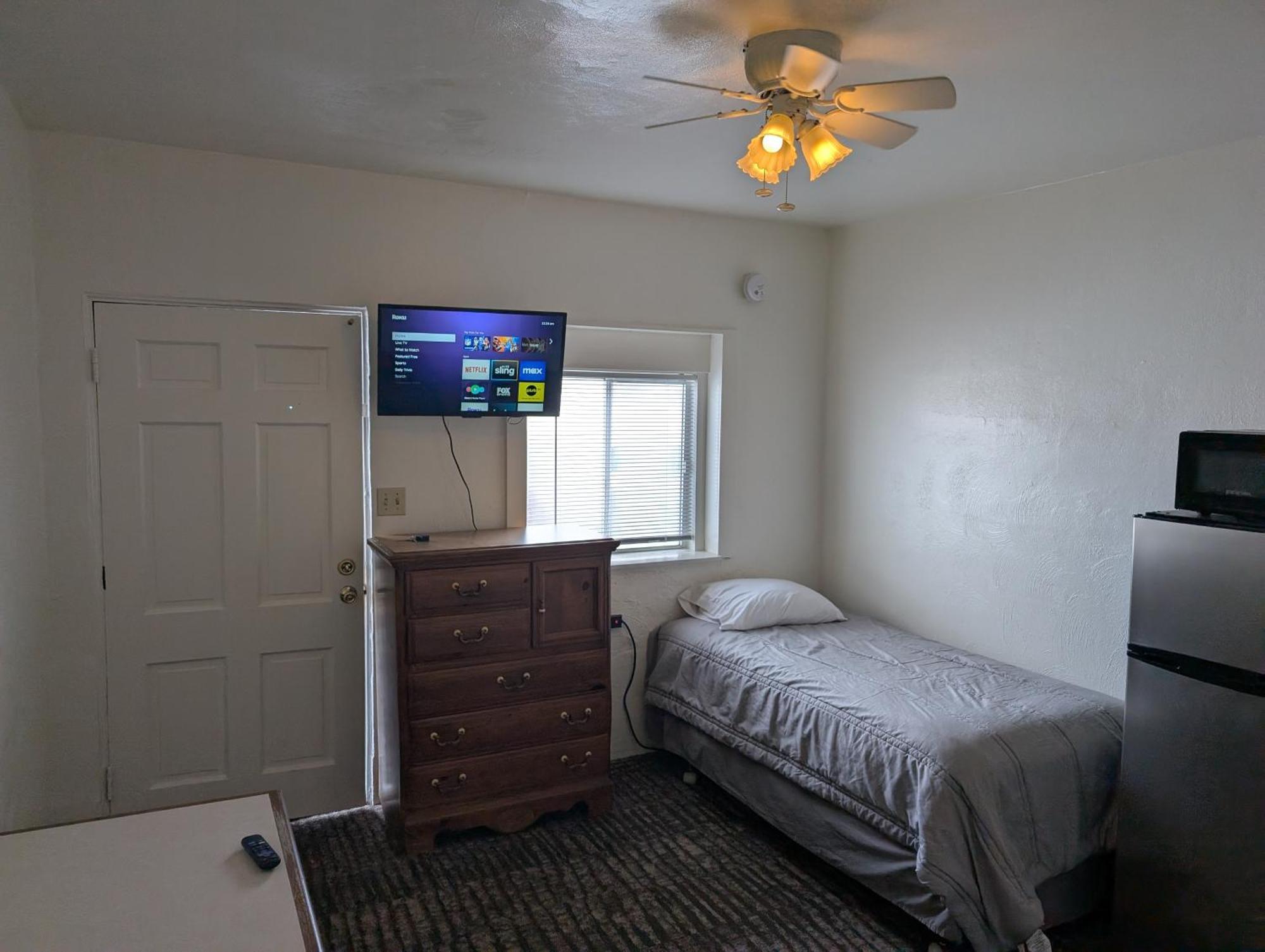 Terry Point Motel Richfield ภายนอก รูปภาพ